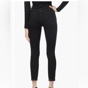 Good American - Black - high waisted crop jeans